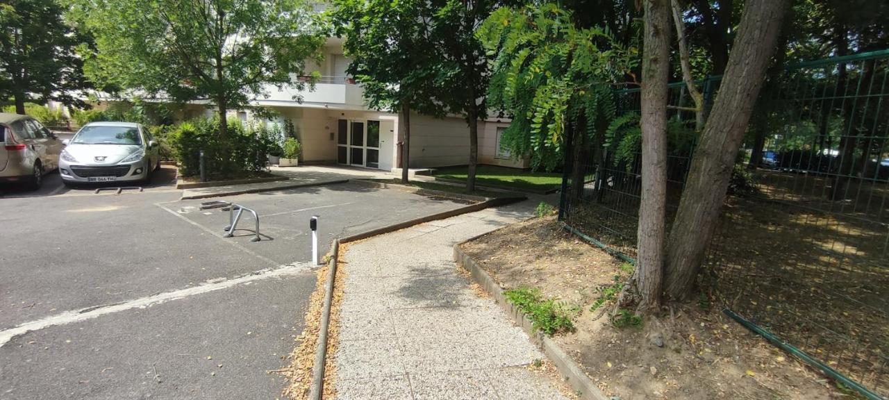 Design 3 Bedrooms Appartment, Near Champs Elysees Nanterre Exterior foto